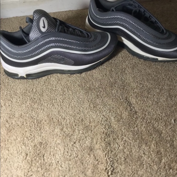Nike Air Max 97 Ultra 17 Pure Platinum - Picture 3 of 4